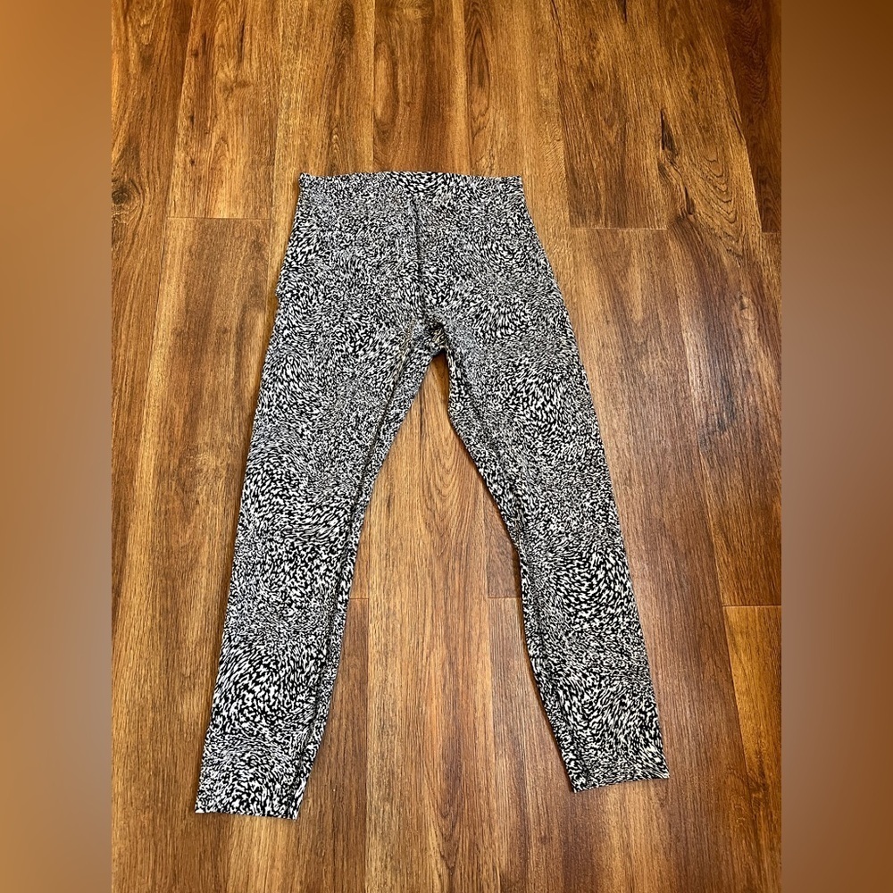 Lululemon InStill High-Rise Tight 25" W5EQUS Size 8